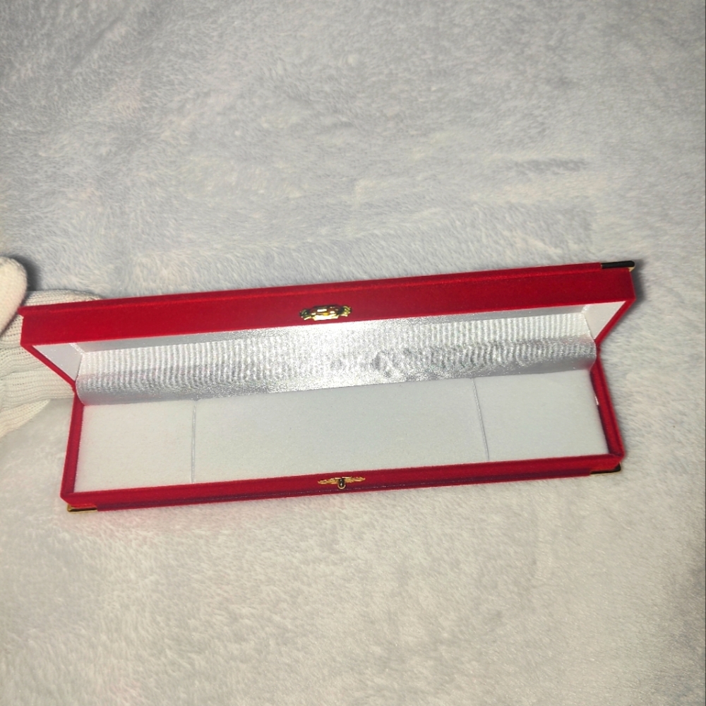 Jewelry Case - Picture 2 of 7